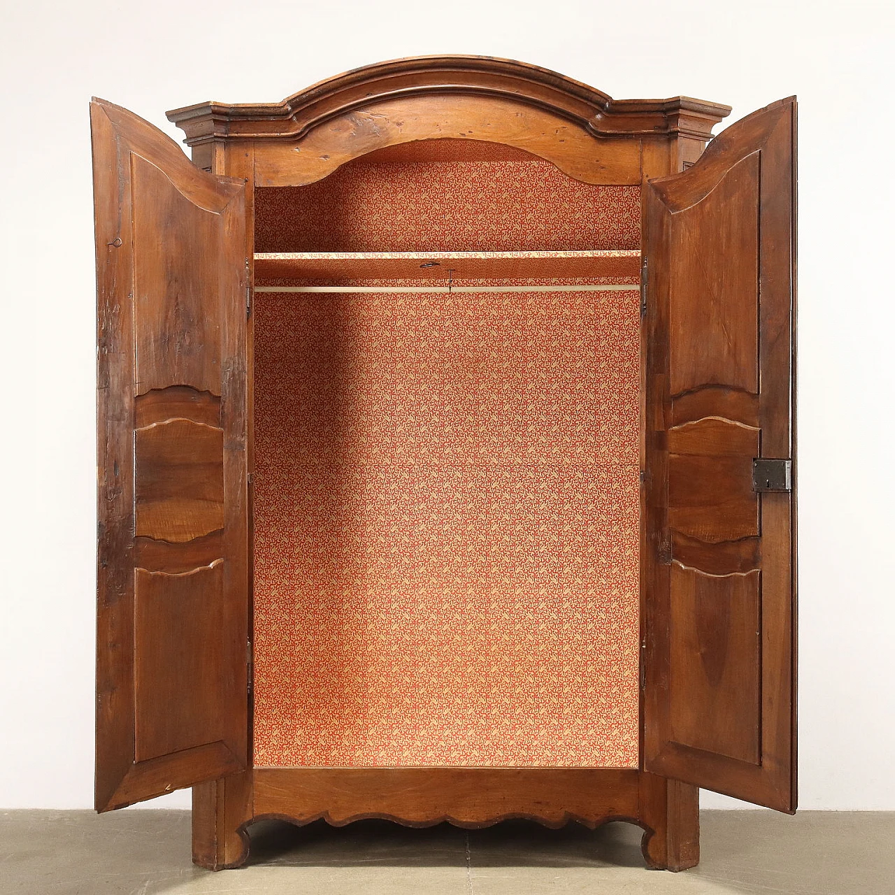 Armadio piemontese in noce, inizio '700 3