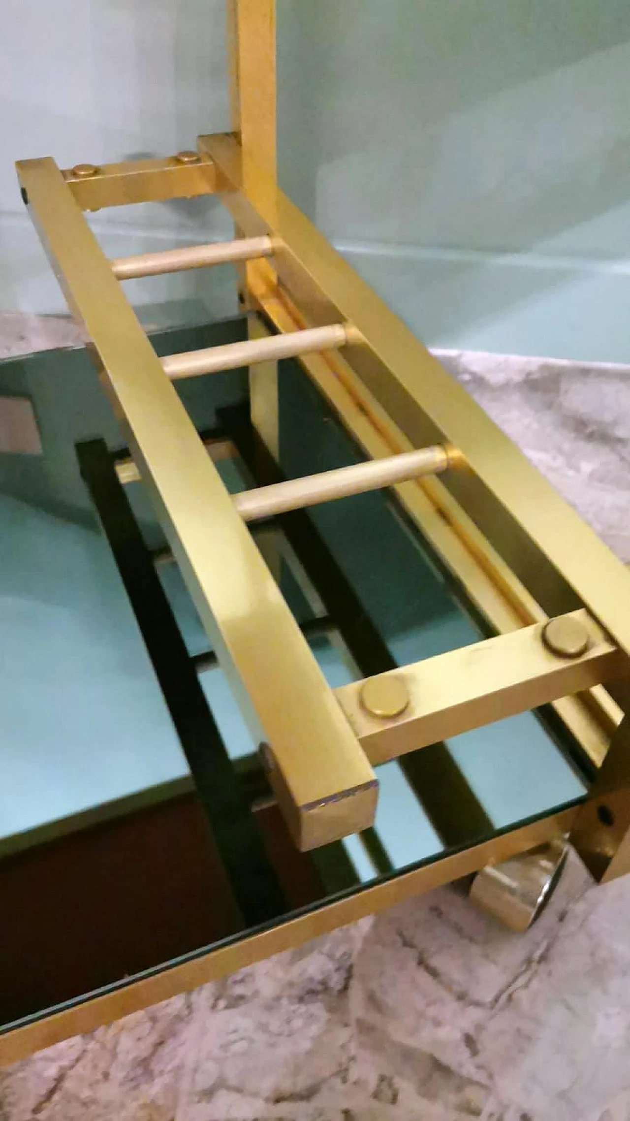 Carrello da bar in alluminio anodizzato e specchi fumé, anni '70 19