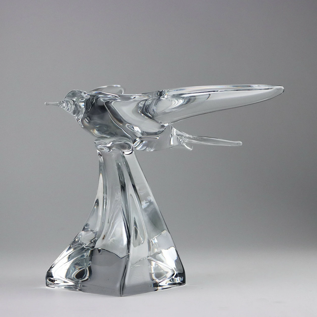 Swallow in flight, crystal sculpture by Daum 5