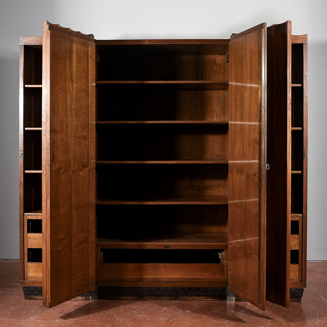 Wooden wardrobe by Gaetano Borsani Atelier di Varedo, 1920s 8