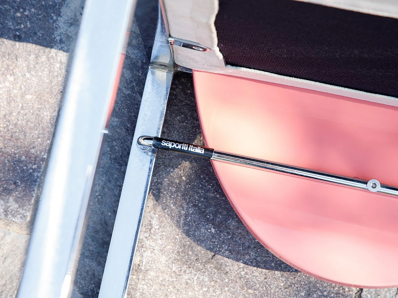 8 Omaggi chairs by Salvati & Tresoldi for Saporiti, 1980s 9