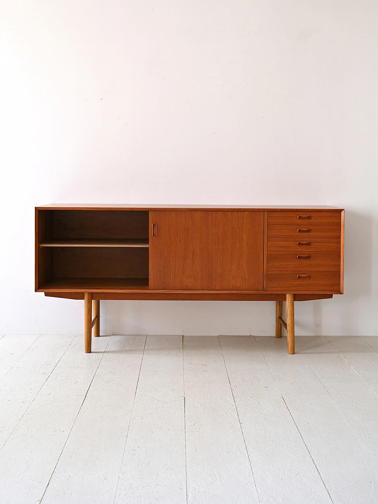 Credenza scandinava in teak con ante scorrevoli, anni '70 3