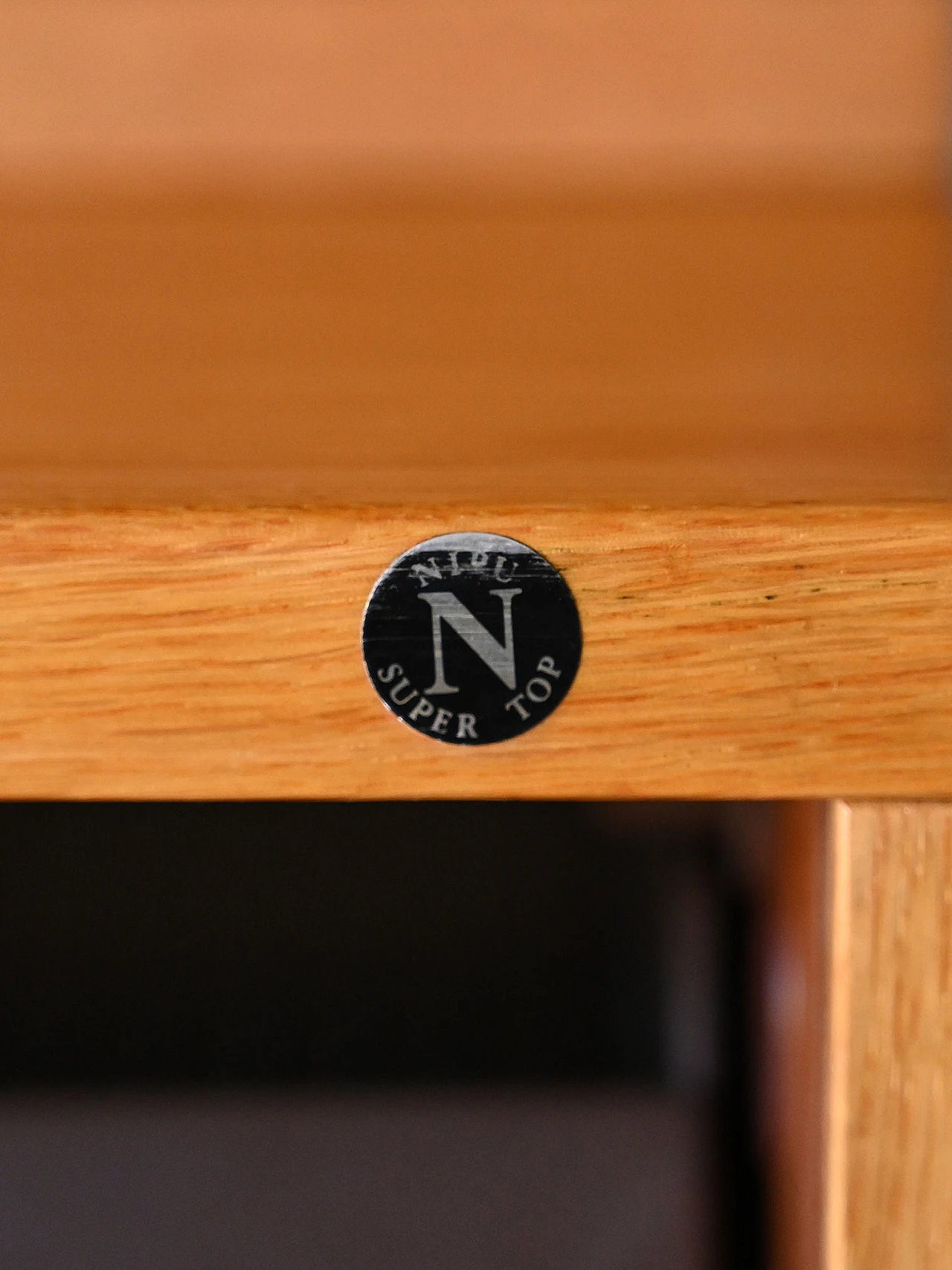 Mobile da ufficio in rovere con gambe in metallo, anni '60 12