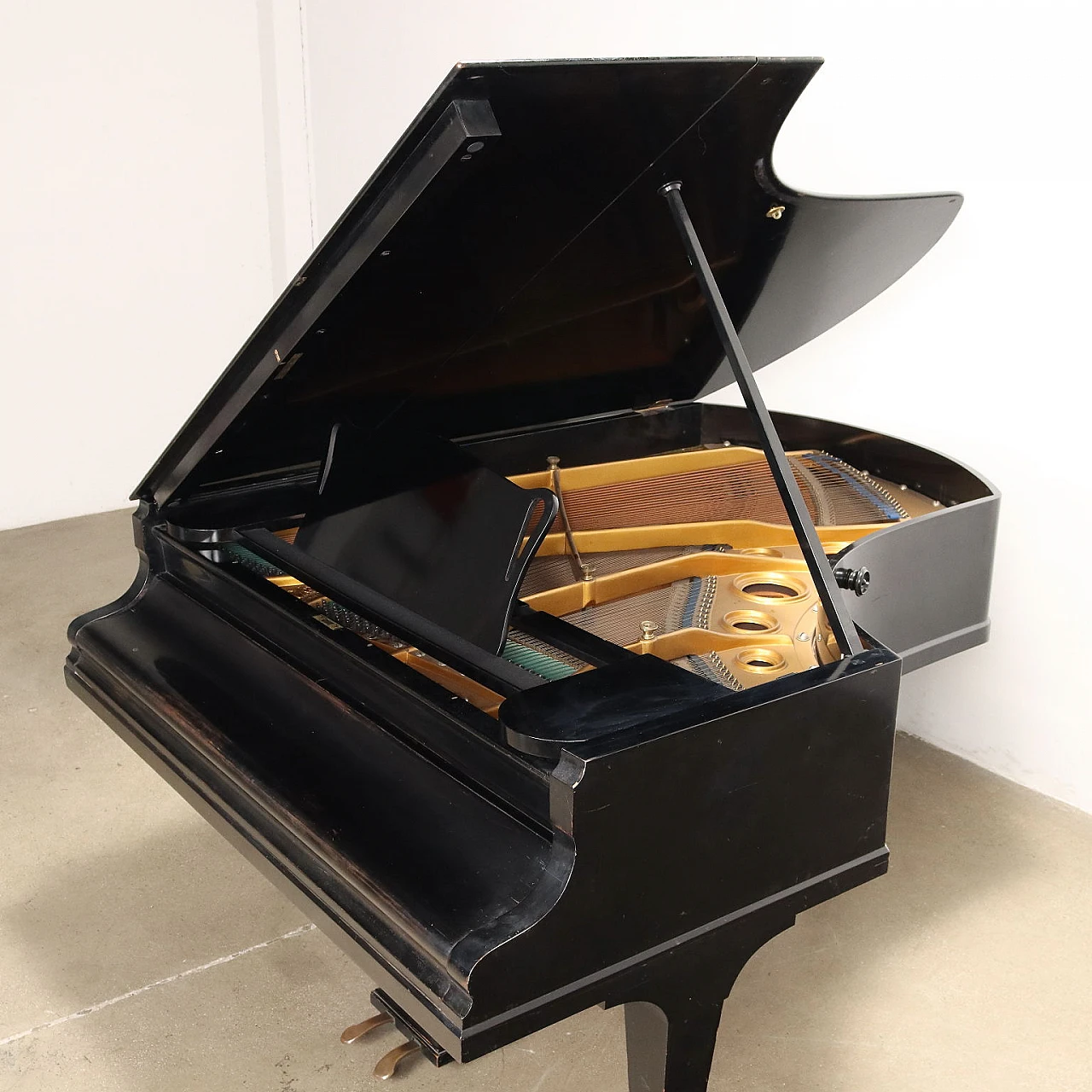 Grand piano by Römhildt Weimar, early 20th century 3
