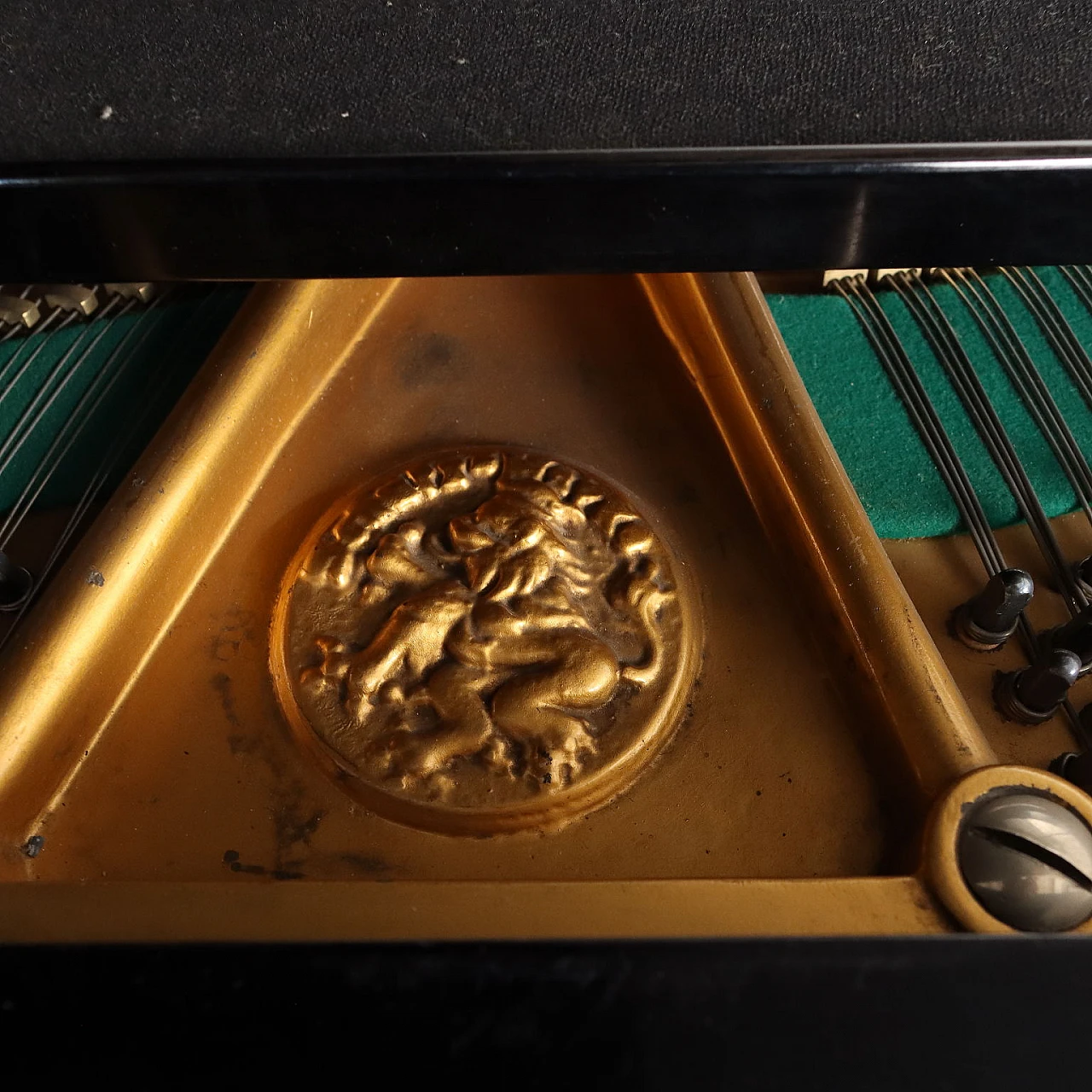 Grand piano by Römhildt Weimar, early 20th century 5