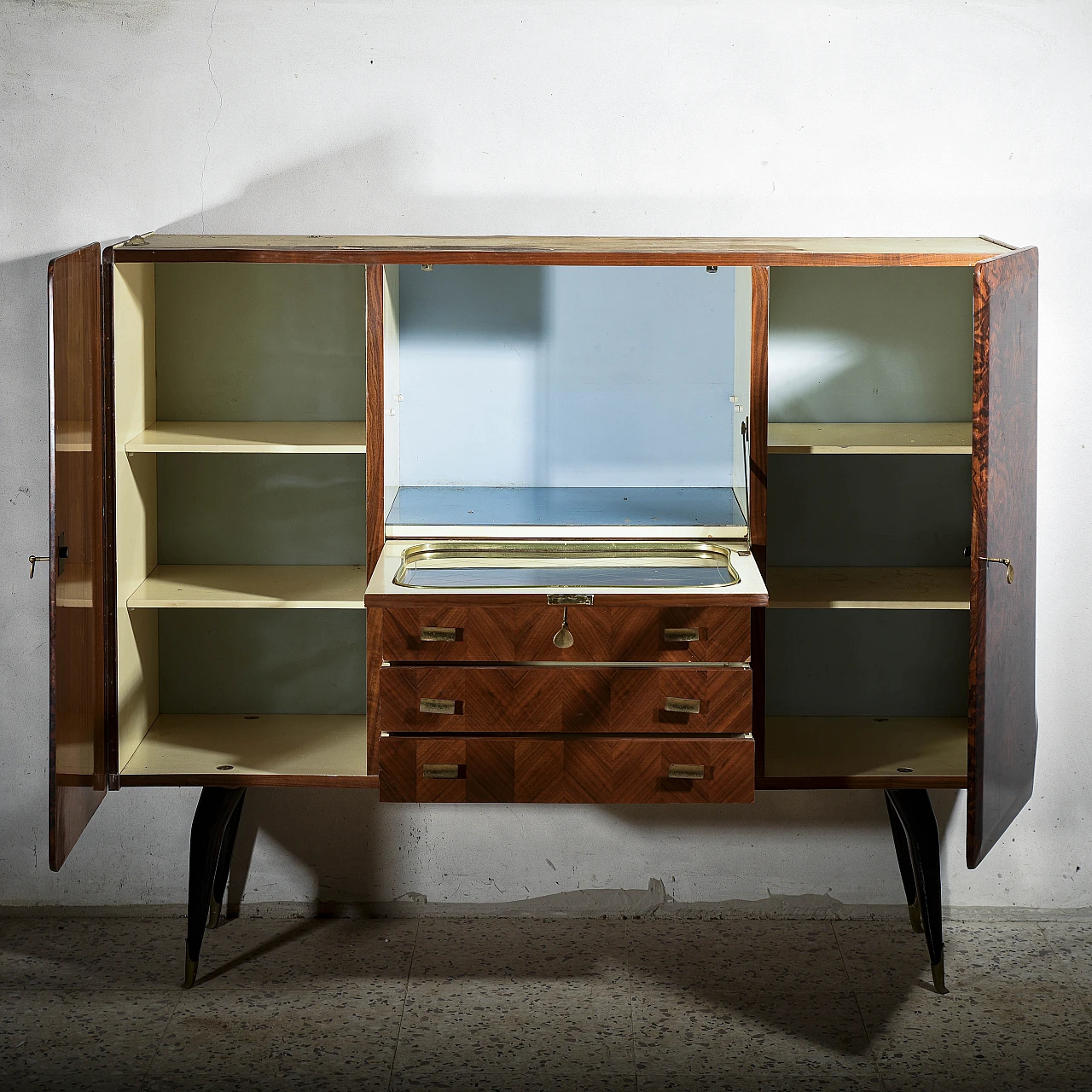 Bar cabinet in walnut veneer with drawers, doors & glass flap door 5