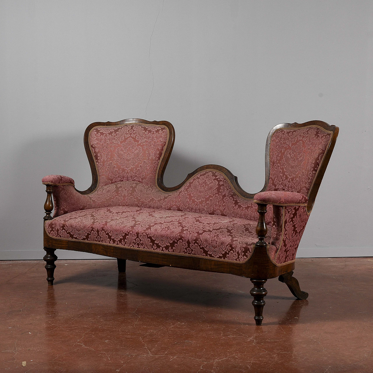 Conversation sofa in walnut and burgundy damask fabric, 19th century 3