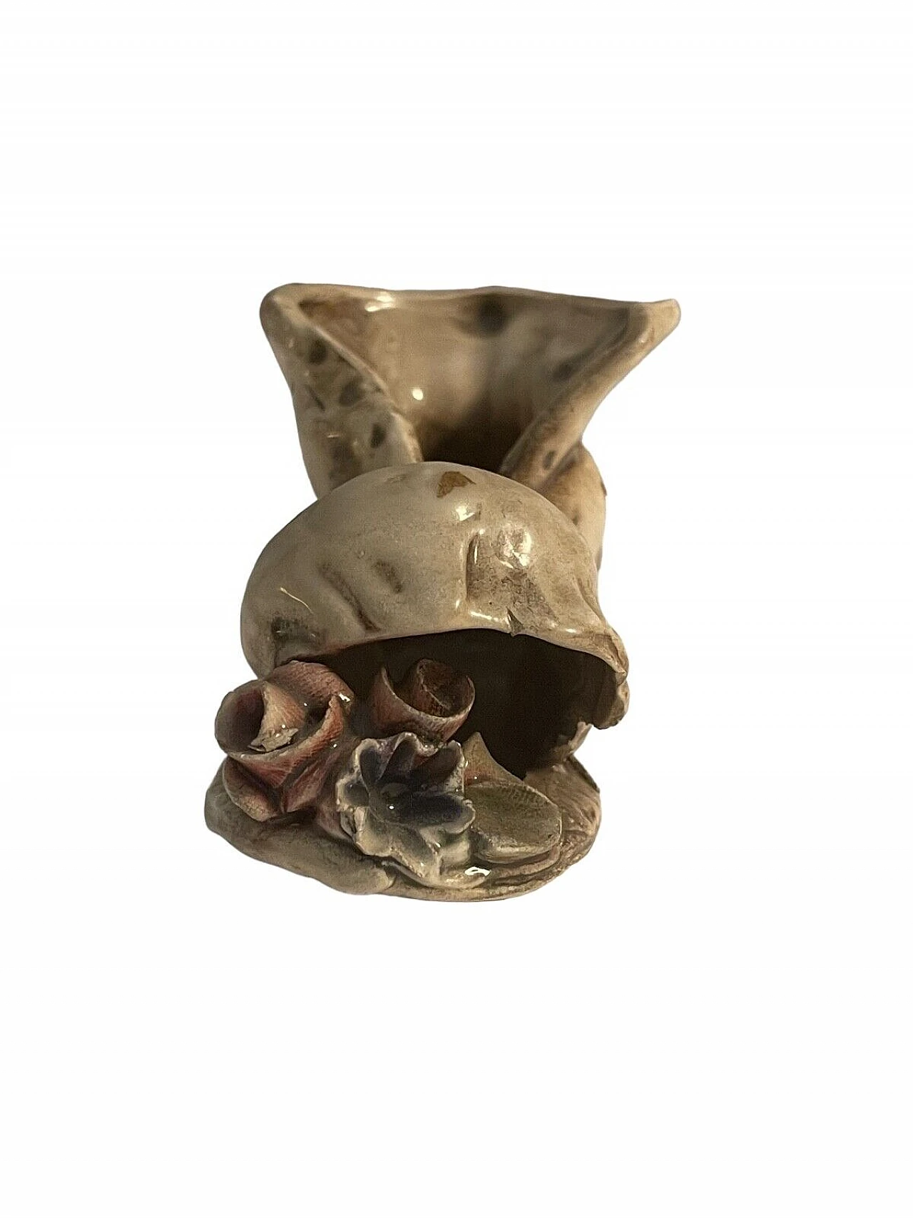 Statuina di scarpa rotta in ceramica policroma 1