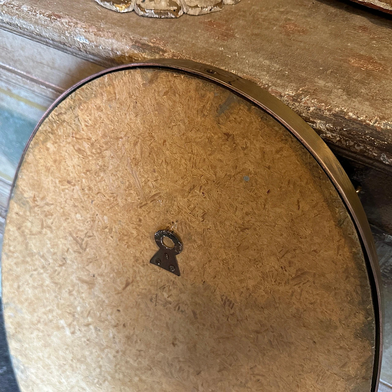 Oval wall mirror with brass frame in the style of Gio Ponti, 1950s 3