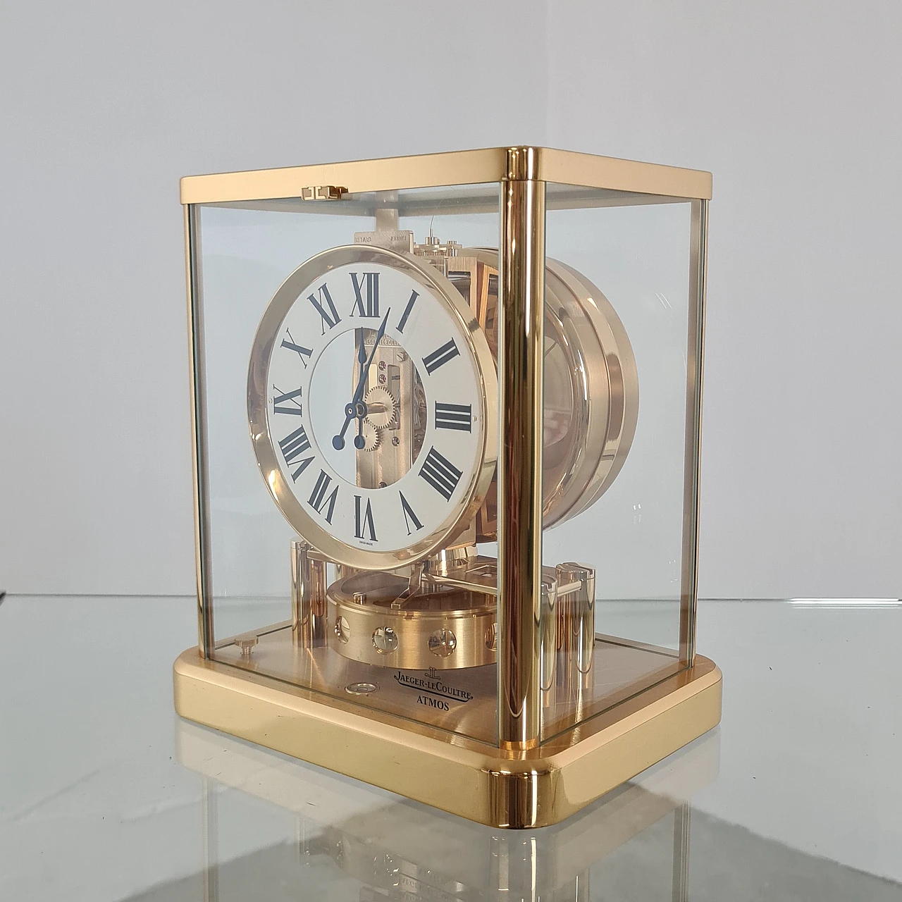 Atmos Classic perpetual watch by Jaeger-LeCoultre 11