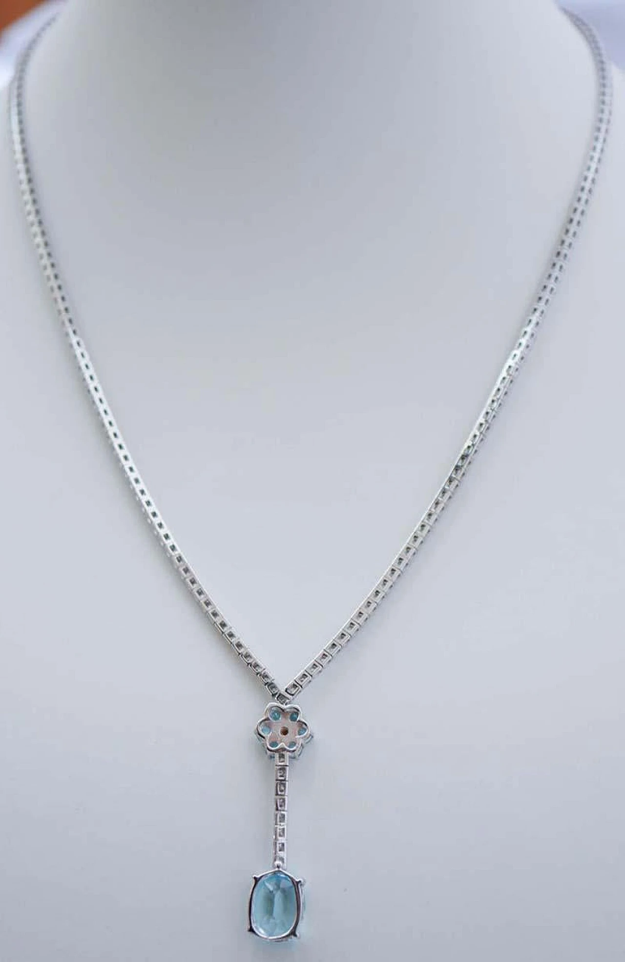 14 Karat white gold tennis necklace with diamonds & topaz, 1970s 4