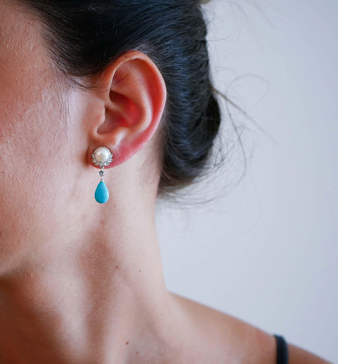 Coppia di Orecchini in platino con turchesi, perle, topazi e diamanti 5