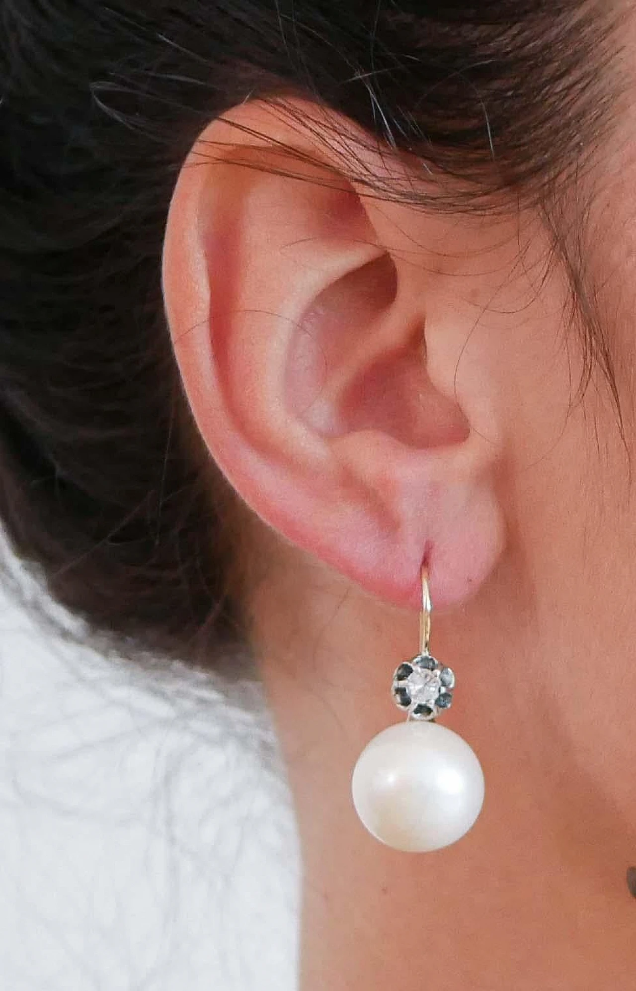 Pair of rose gold and silver earrings with diamonds & pearls, 1960s 5