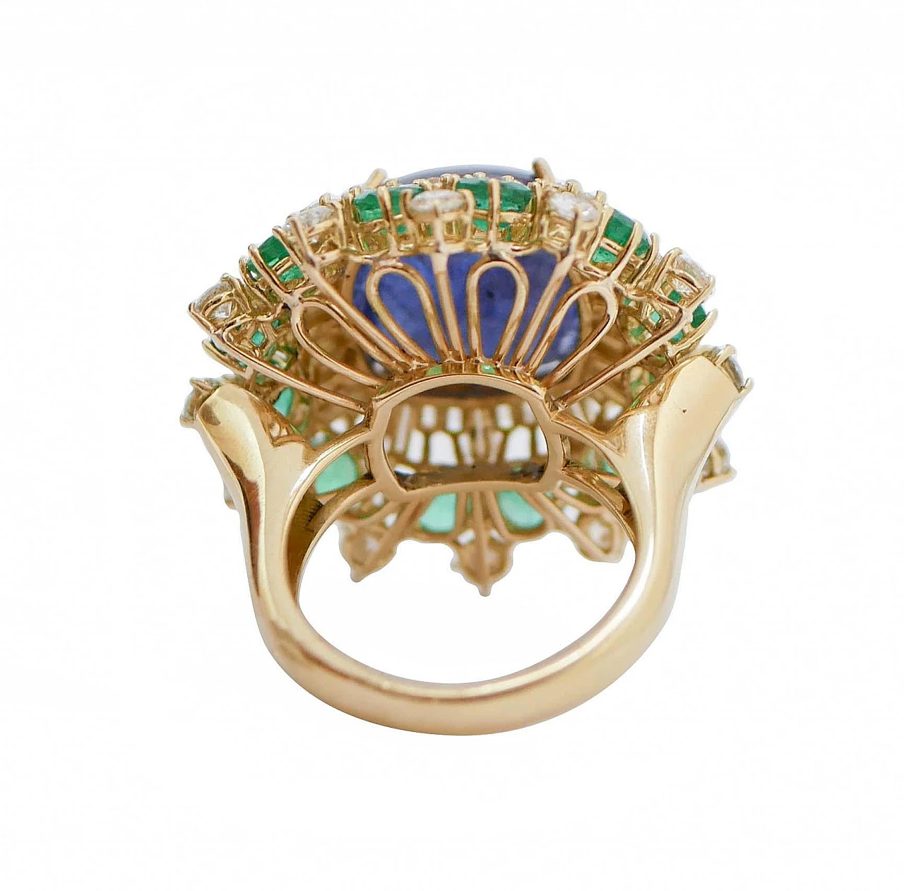 18 Karat yellow gold ring with tanzanite, emeralds and diamonds 3