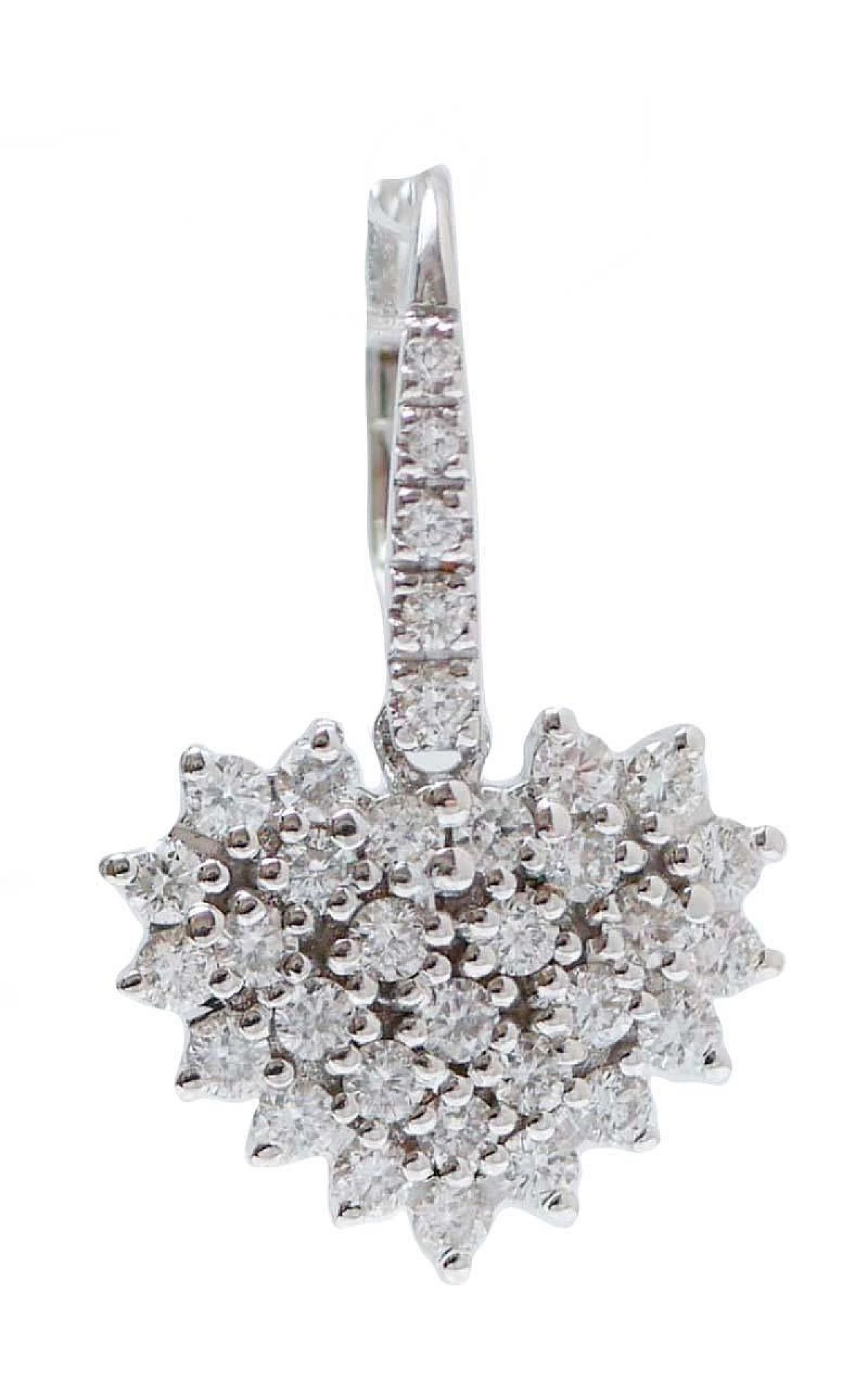 Coppia di Orecchini a cuore in oro bianco 18 carati e diamanti, 2020 2