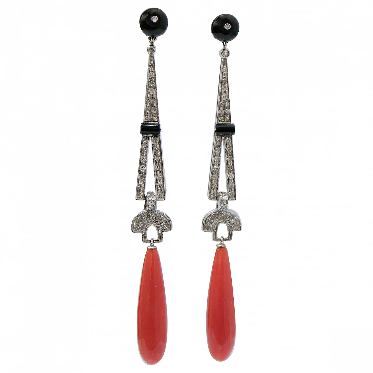 Earrings in coral, onyx, diamonds and platinum, 1950s 1