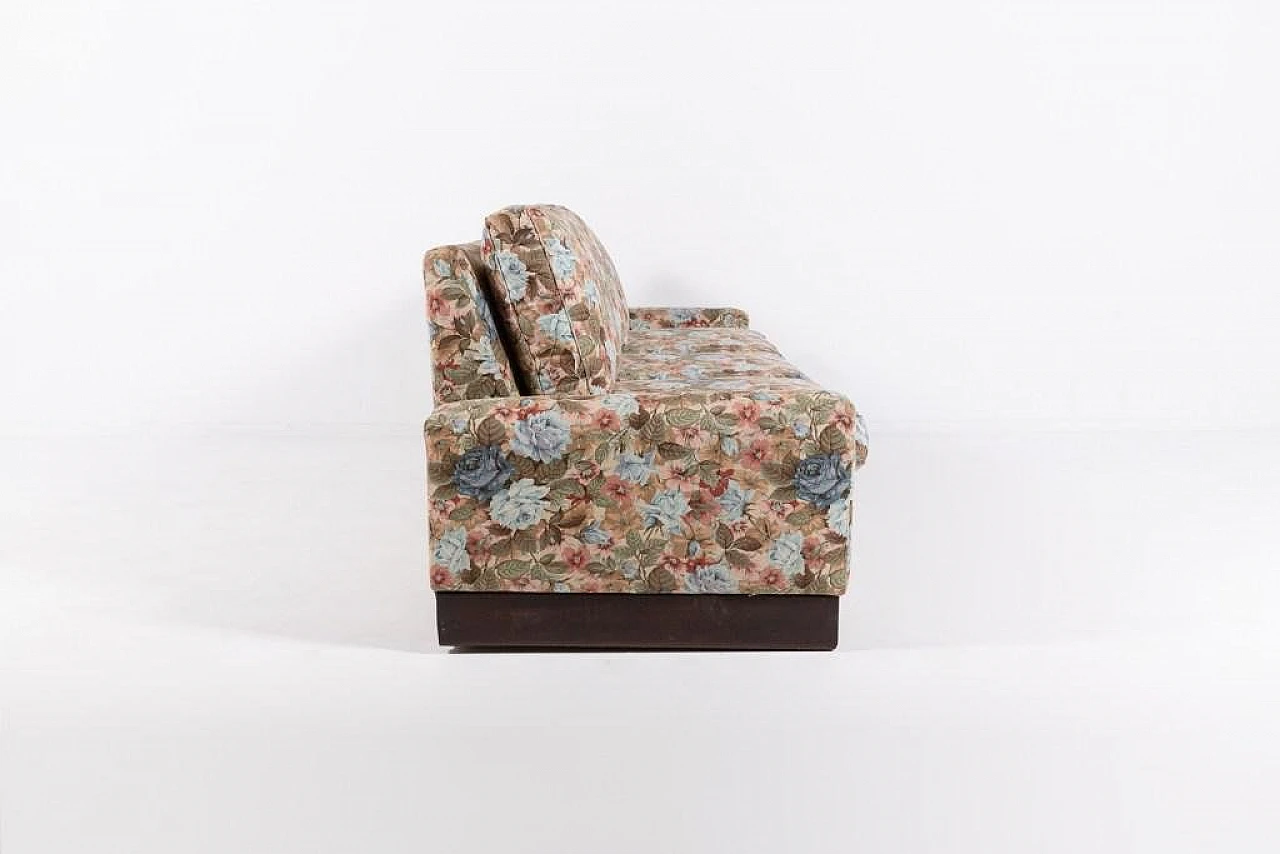 Mid-Century Modern Sofa in Floral Fabric, Italy, 1960s 3
