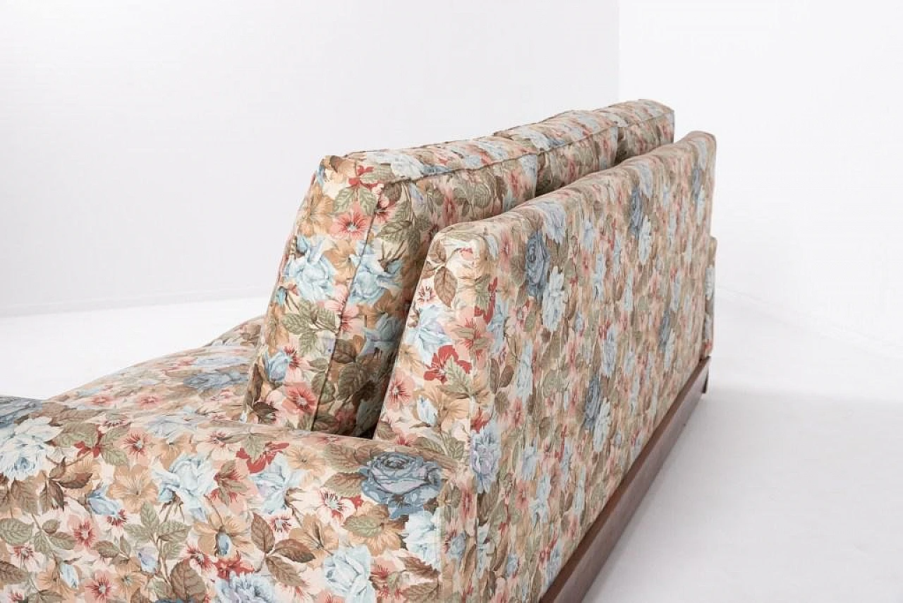 Mid-Century Modern Sofa in Floral Fabric, Italy, 1960s 8