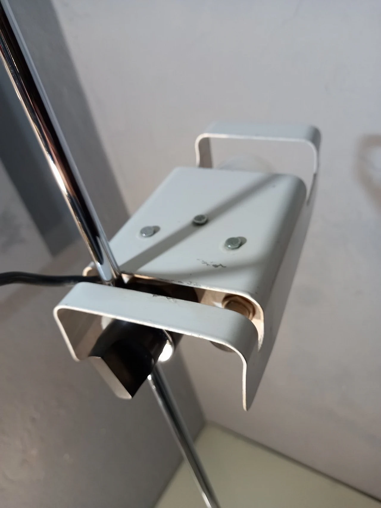 Lampada da terra bianca Spider di Joe Colombo per Oluce, anni '60 9