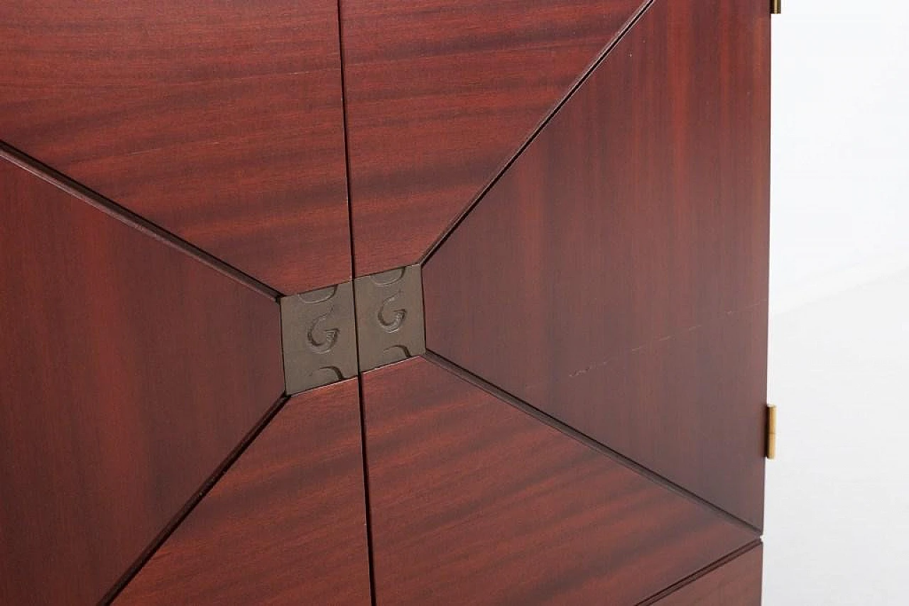 Mobile bar danese in mogano con incisioni in ottone, anni '90 14