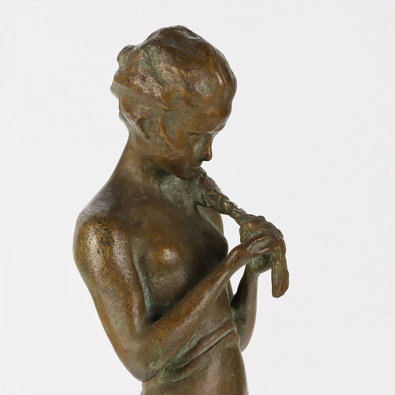 Pavel Petrovitch Trubetskoy, Ragazza con treccia, scultura in bronzo 3