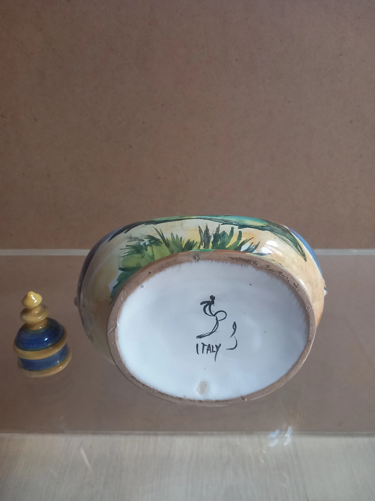 Glazed majolica plate with country scene by Cantagalli, 1930s 4