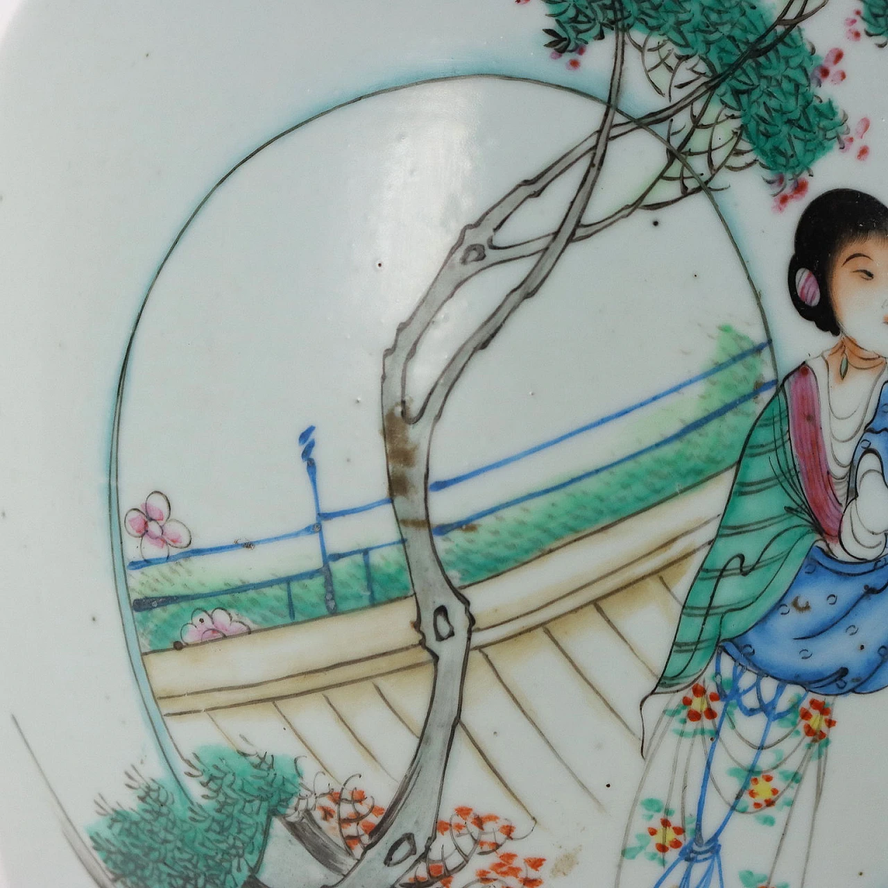 Potiche in porcellana con scena e scritte cinesi, inizio '900 4