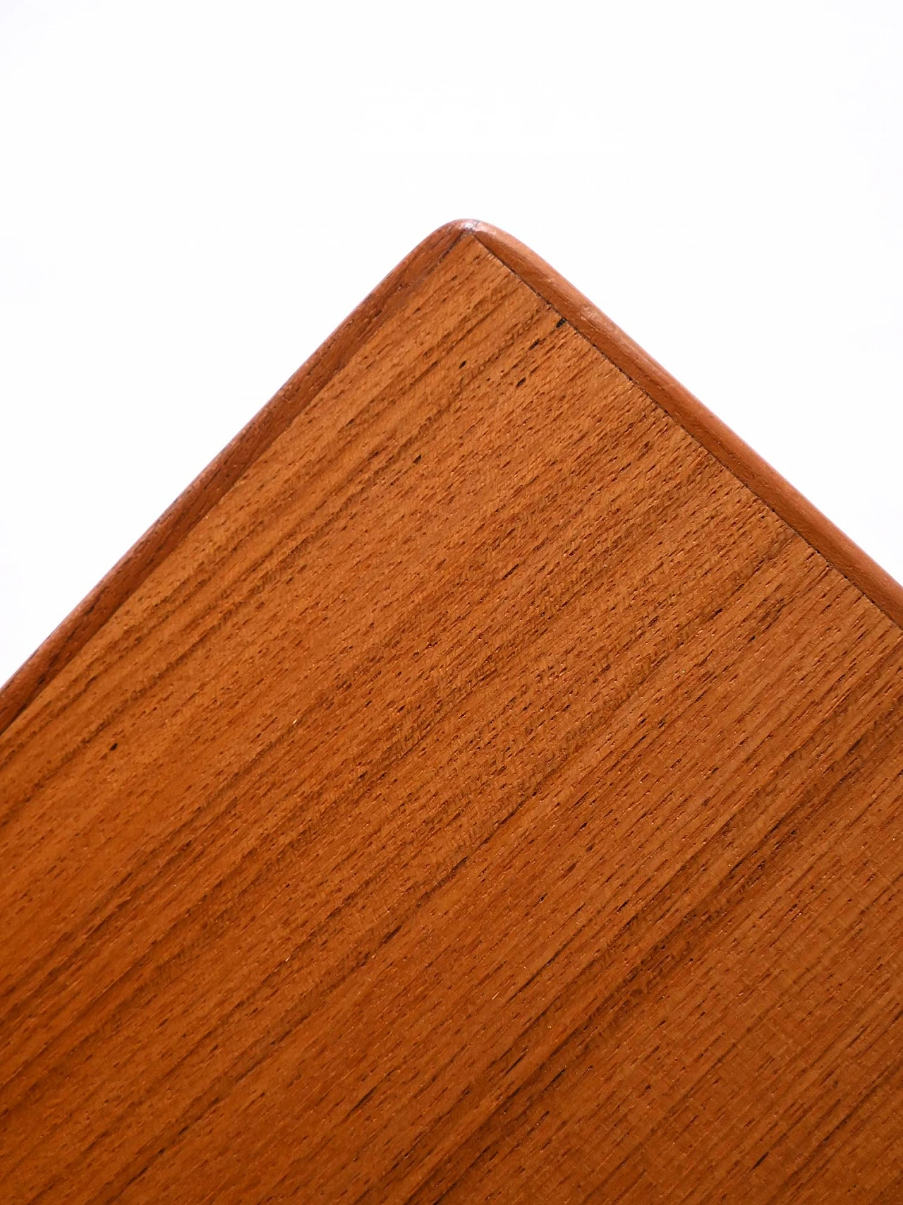 Comodino in teak con maniglia dorata, anni '60 5