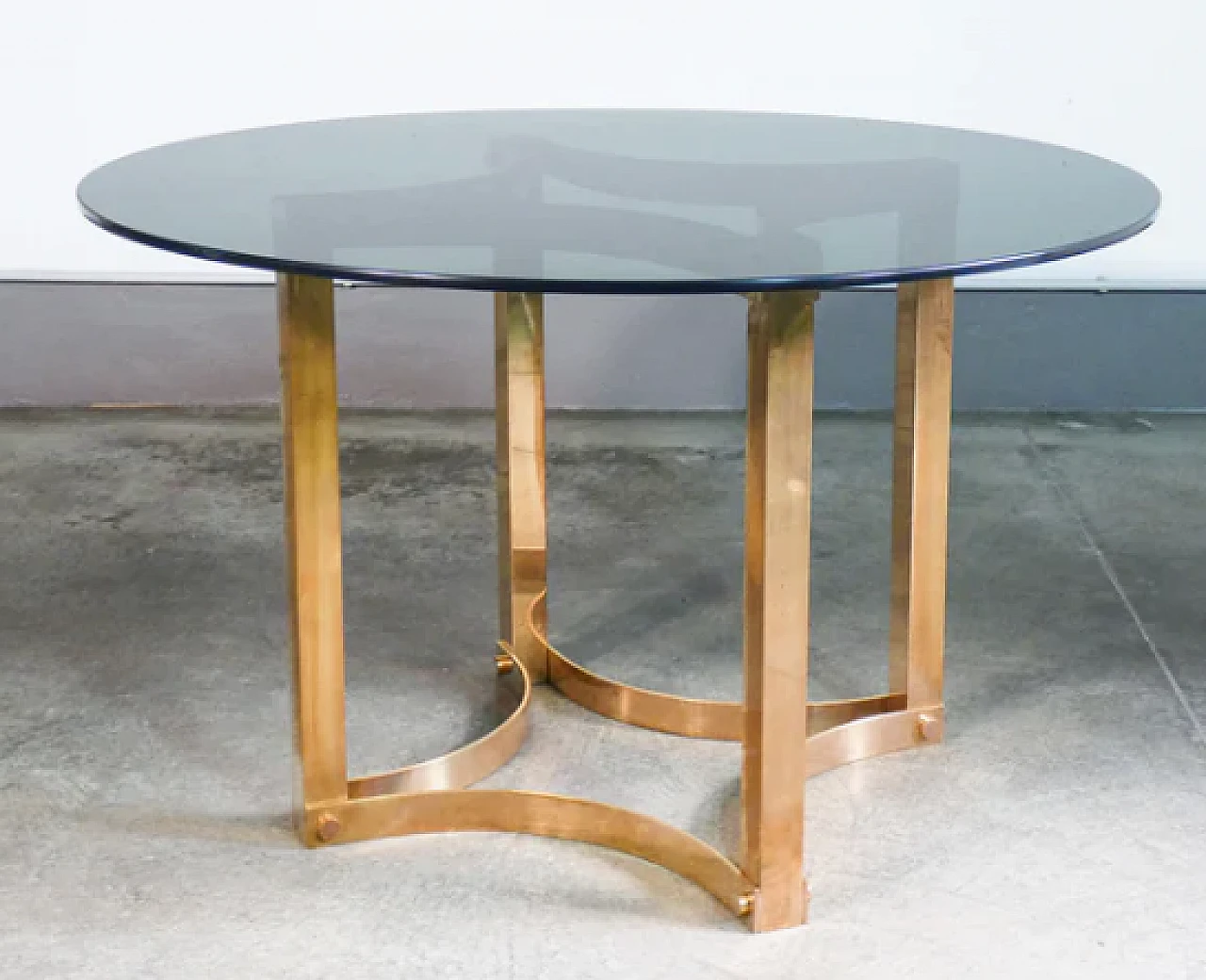 Table with smoked glass top and brass structure, 1970s 3