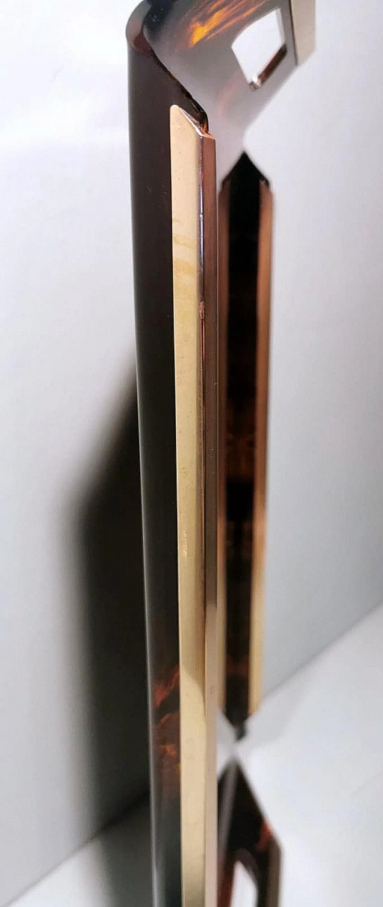 Vassoio in ottone e plexiglass tartarugato, anni '80 13