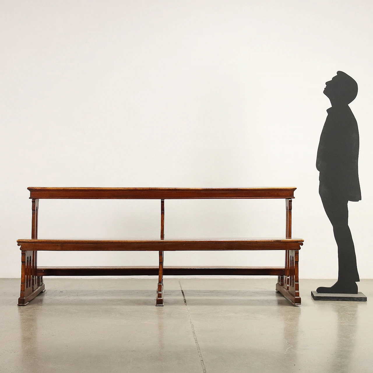 Banco da chiesa in noce, inizio '900 2