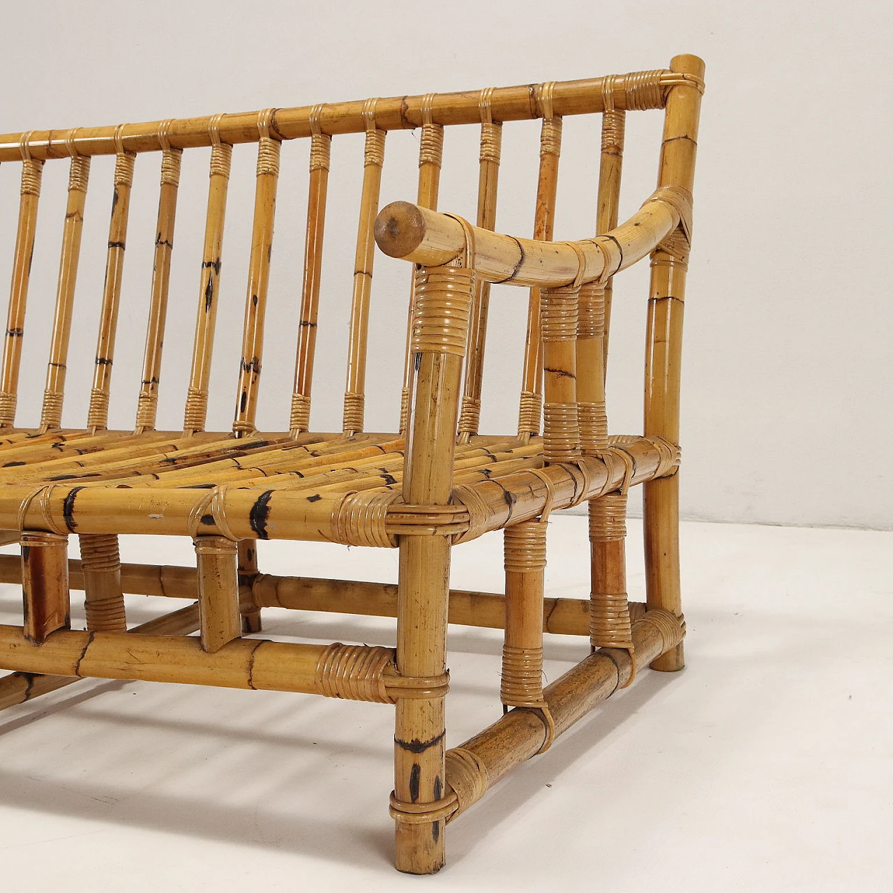 Divano in bambù, anni '60 6