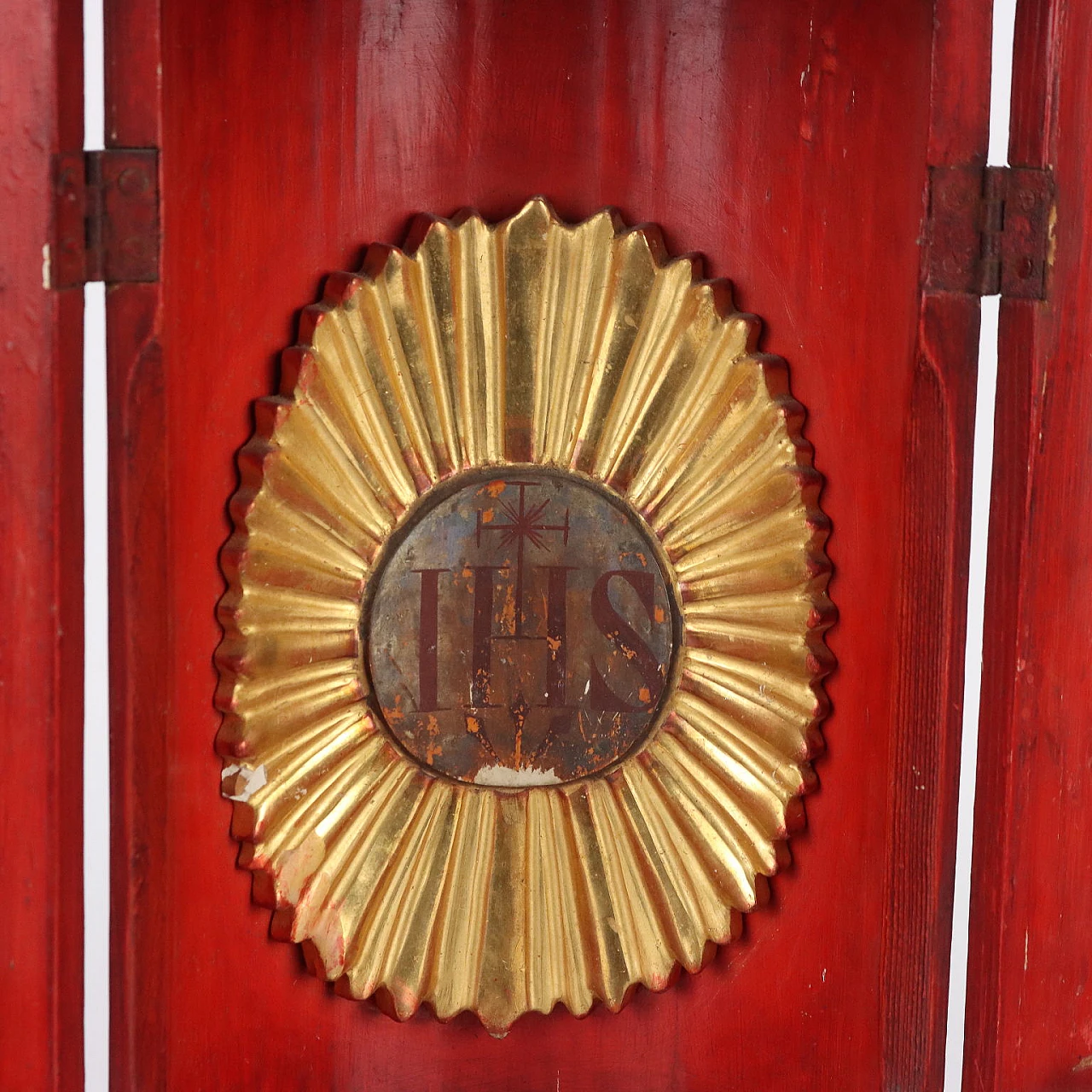 Altarino portatile a forma cilindrica laccato rosso a finto legno 3