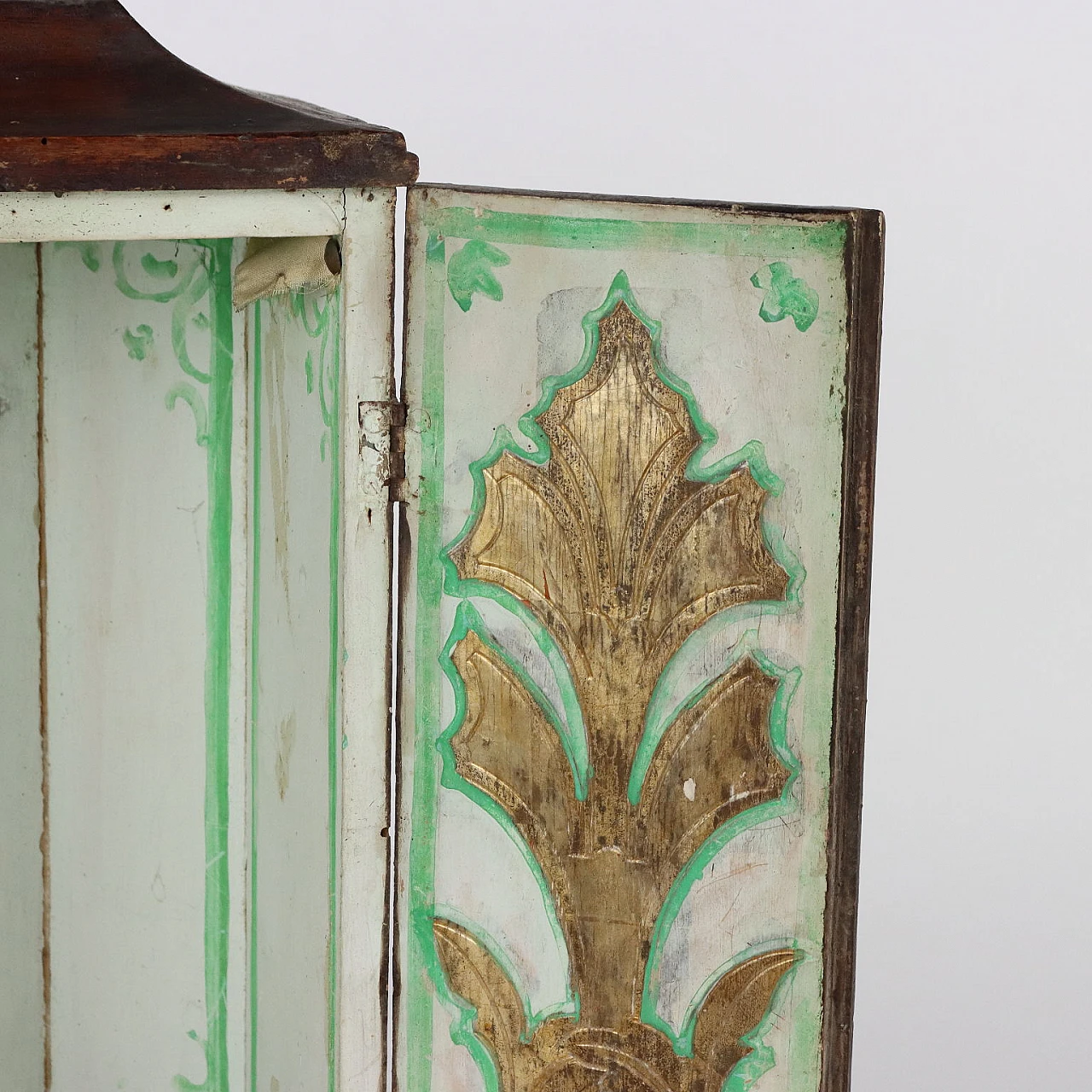 Altarino con ante in legno di pioppo decorato a mecca 3