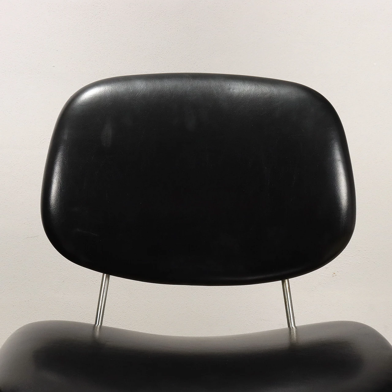 Pair of chairs in black leatherette and chromed metal, 1960s 4