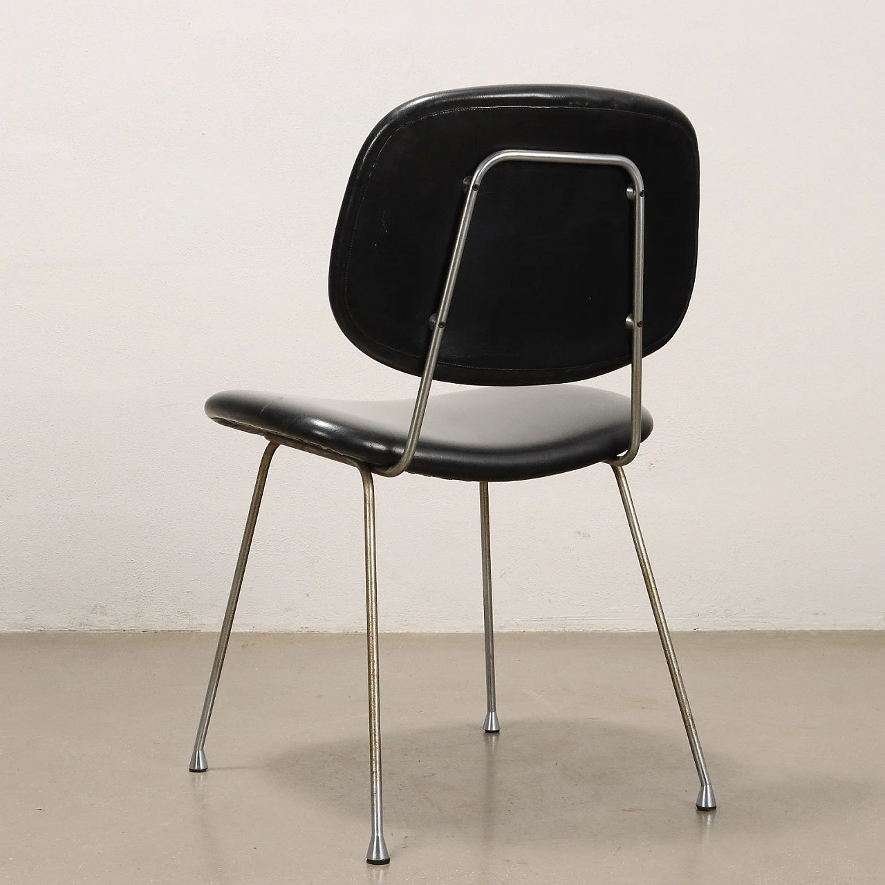 Pair of chairs in black leatherette and chromed metal, 1960s 9