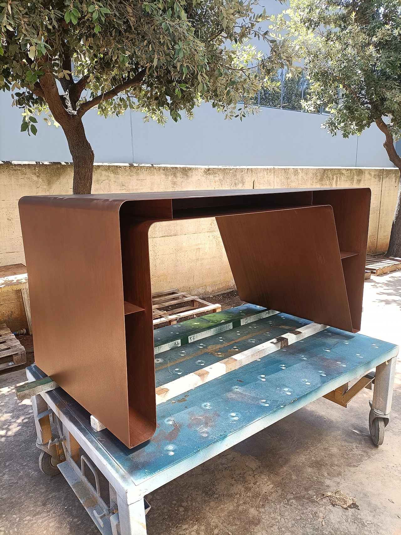 Scrivania Tape in metallo corten 1067451