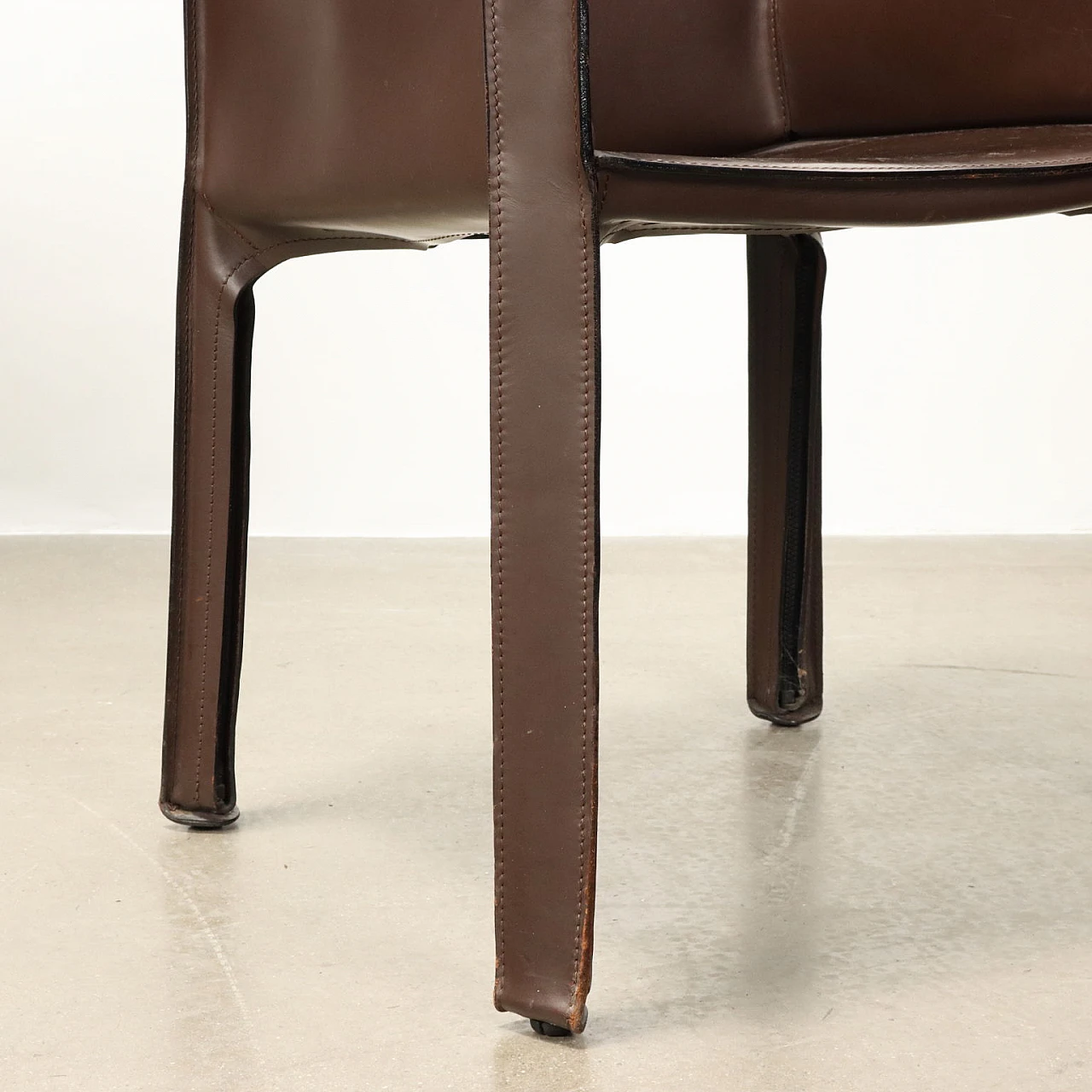 Pair of Cab 413 chairs by Mario Bellini for Cassina, 1980s 6