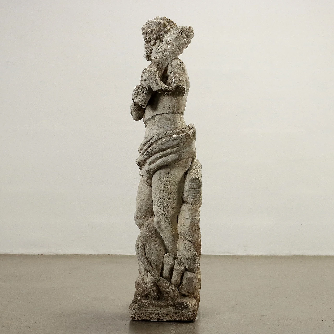 Scultura da giardino di Ercole in graniglia 9