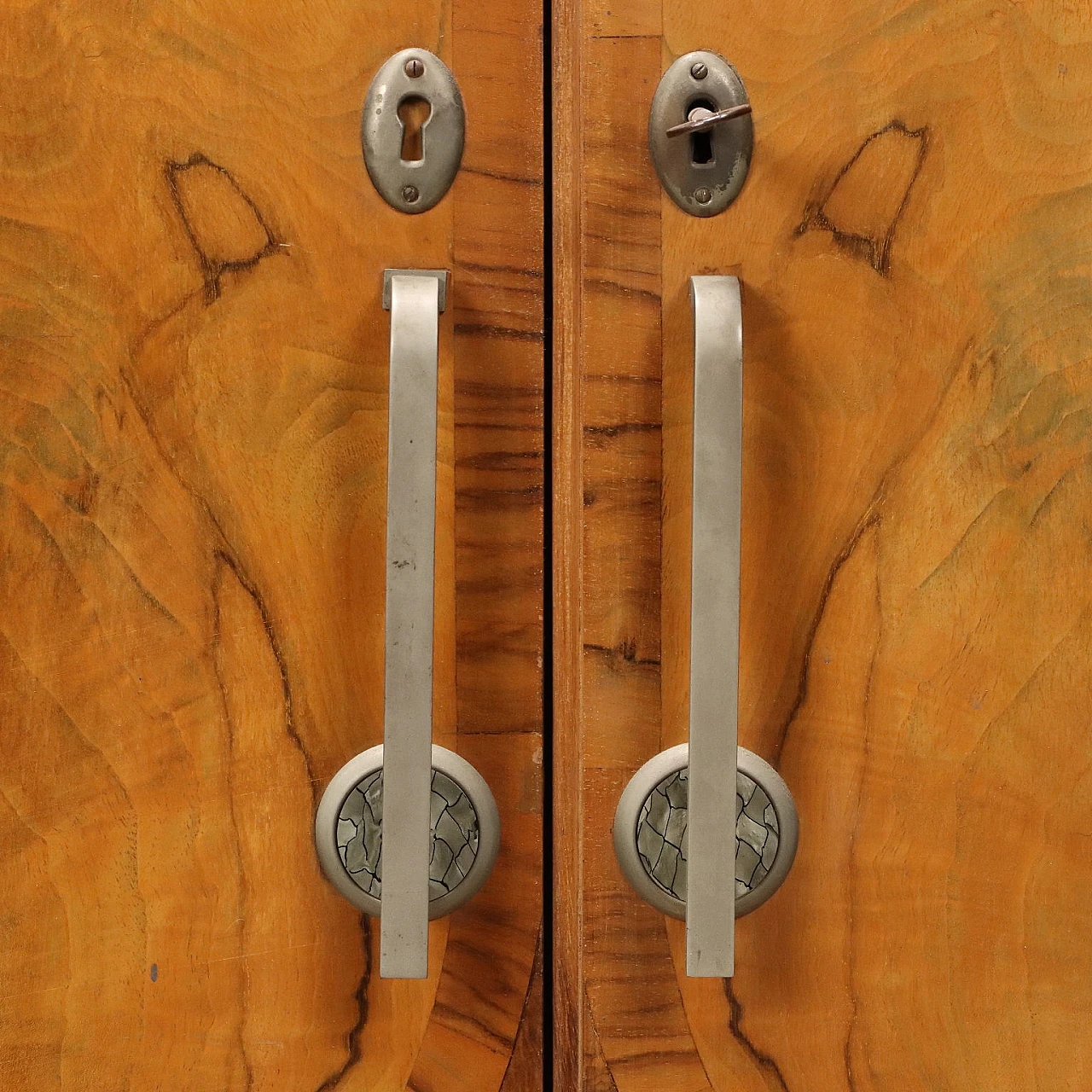 Walnut and burl veneer sideboard with two doors and drawers 6