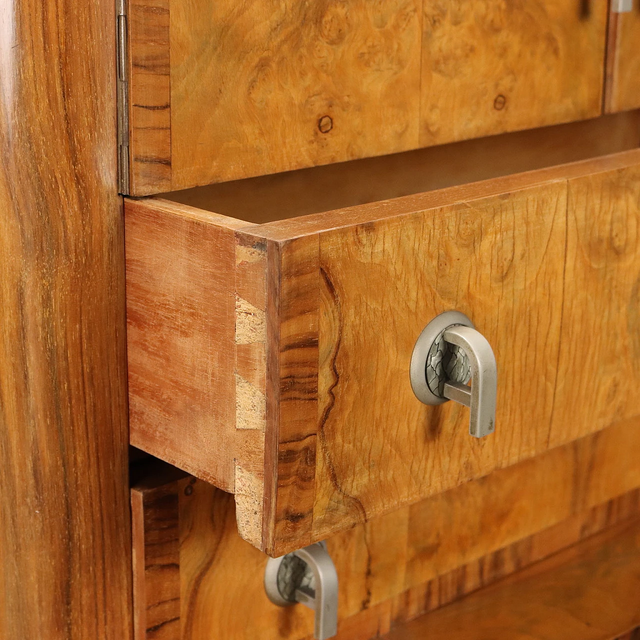 Walnut and burl veneer sideboard with two doors and drawers 9