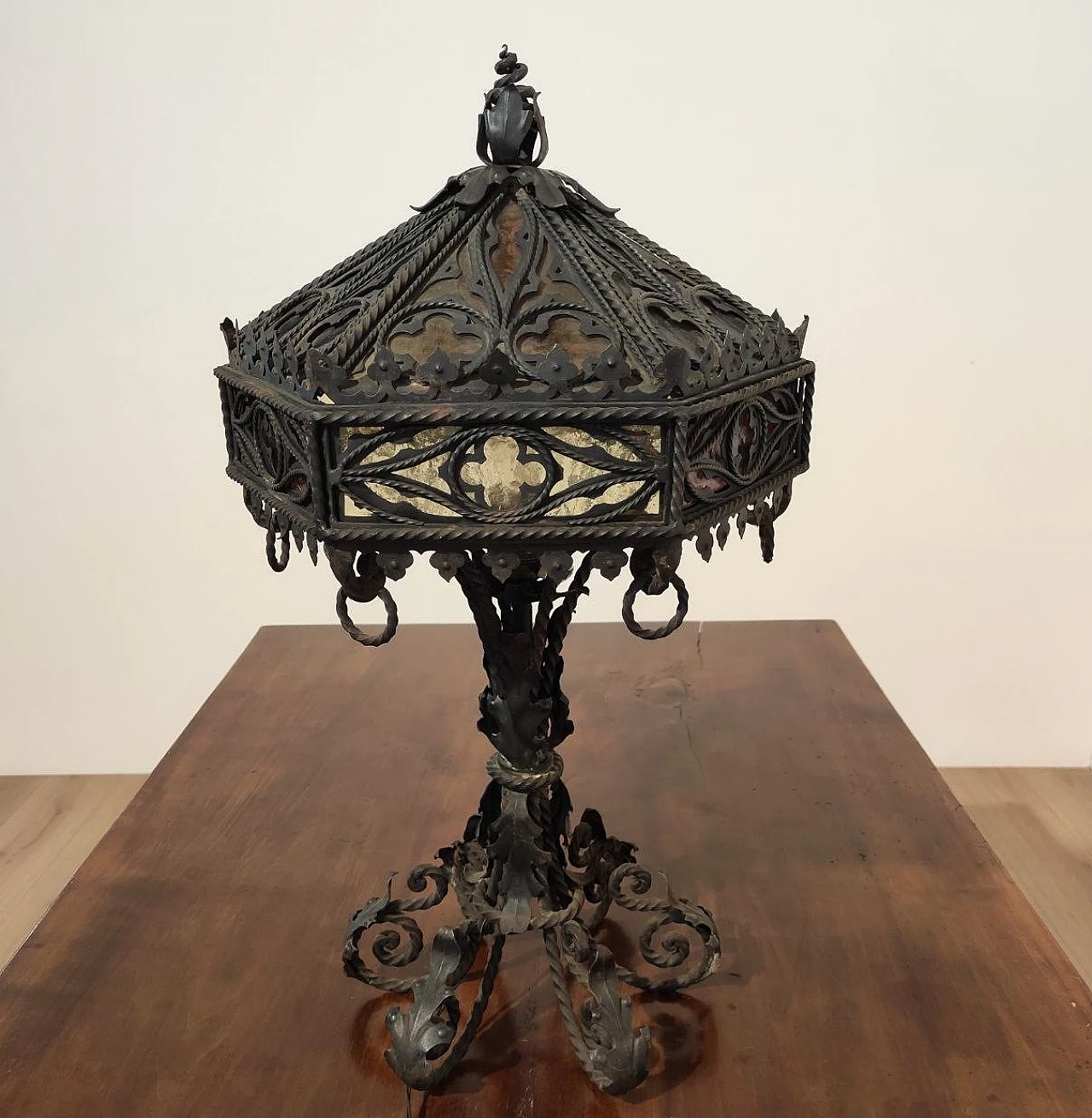 Wrought iron table lamp, early 1900s 4