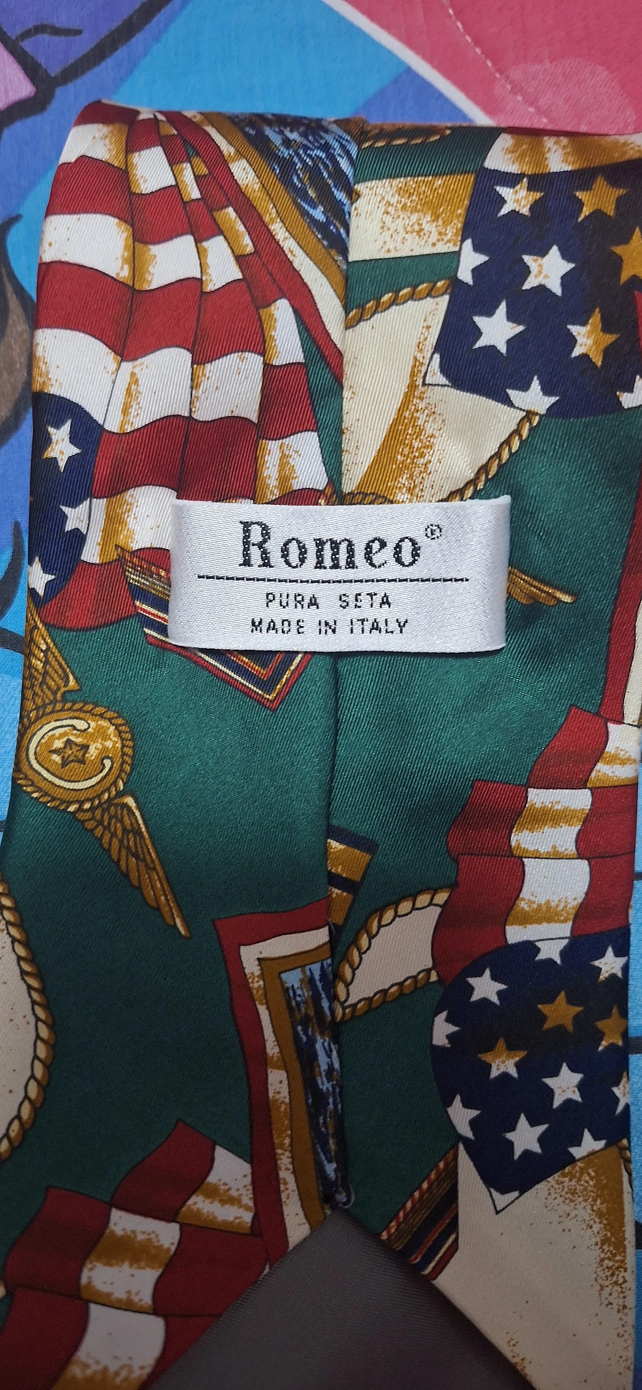 Serie di cravatte vintage firmate Krizia, Ferragamo, YSL, '900 3