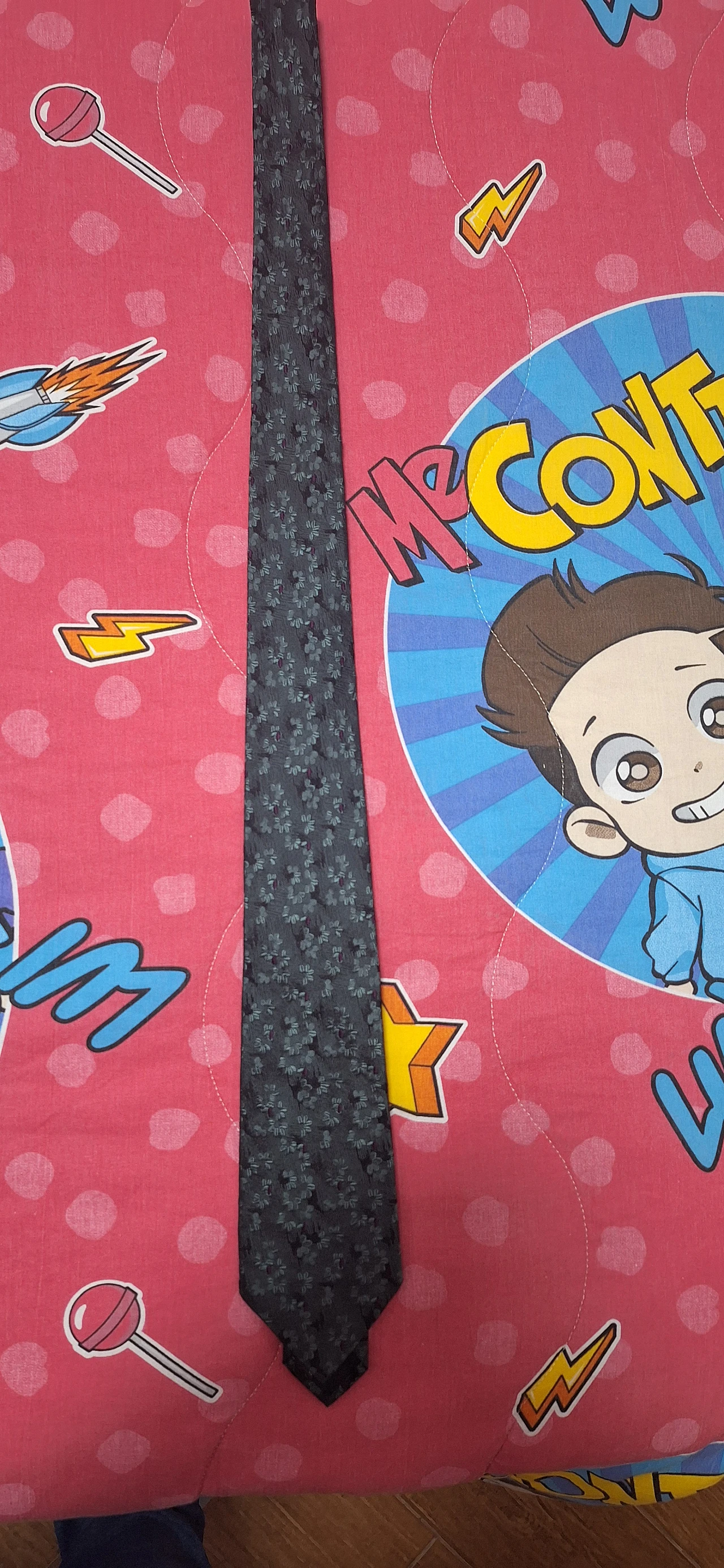 Serie di cravatte vintage firmate Krizia, Ferragamo, YSL, '900 8