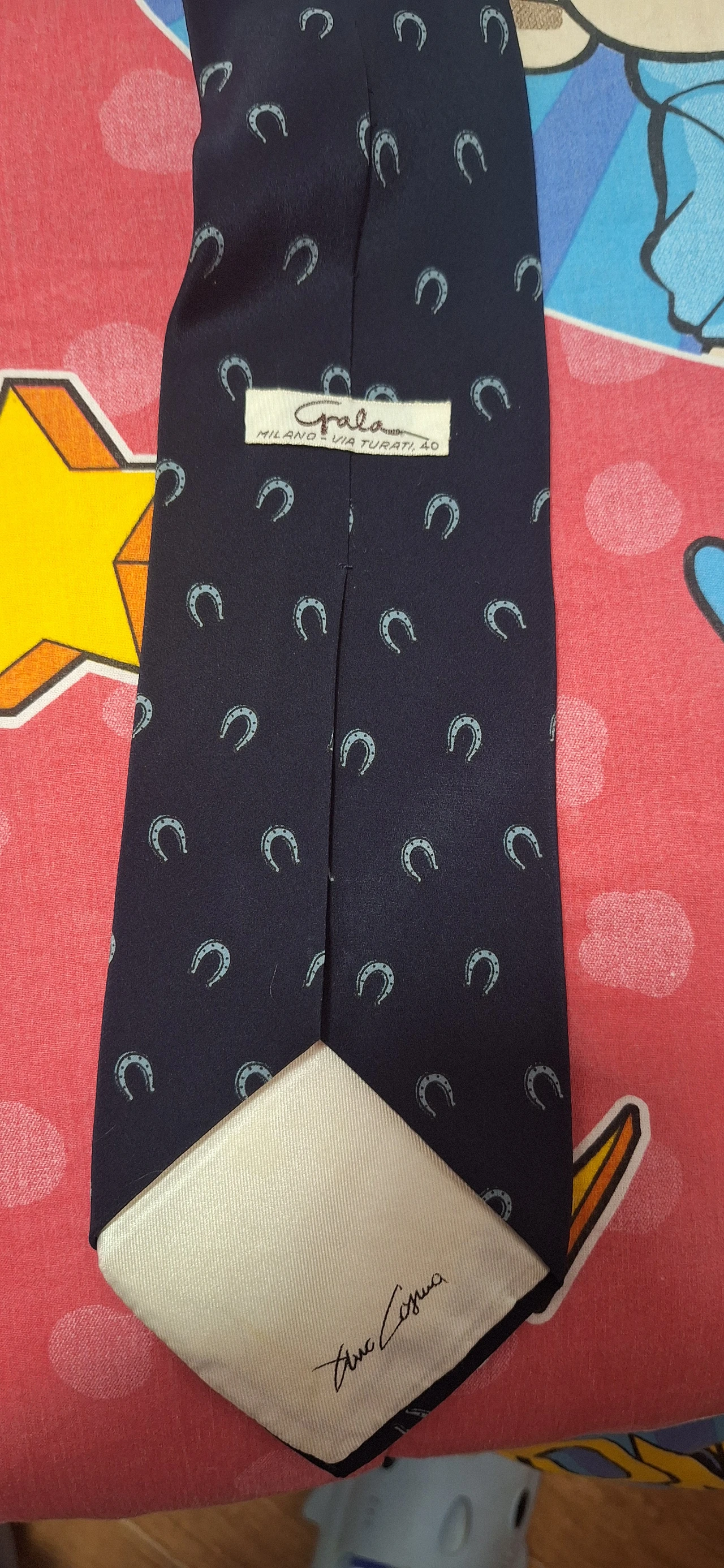 Serie di cravatte vintage firmate Krizia, Ferragamo, YSL, '900 23
