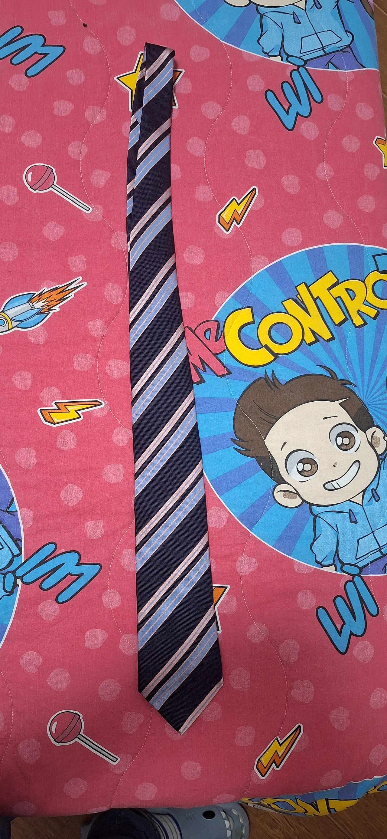 Serie di cravatte vintage firmate Krizia, Ferragamo, YSL, '900 45