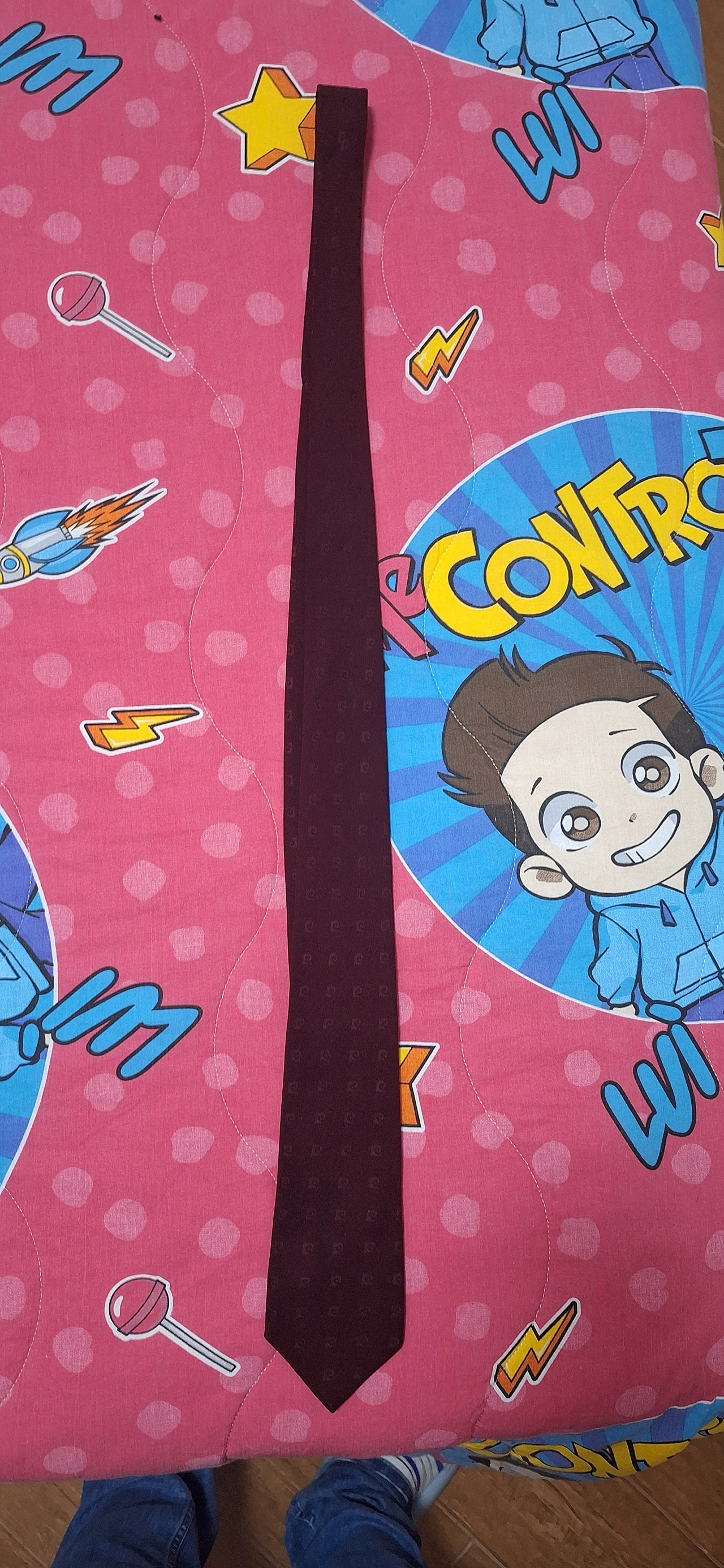 Serie di cravatte vintage firmate Krizia, Ferragamo, YSL, '900 51