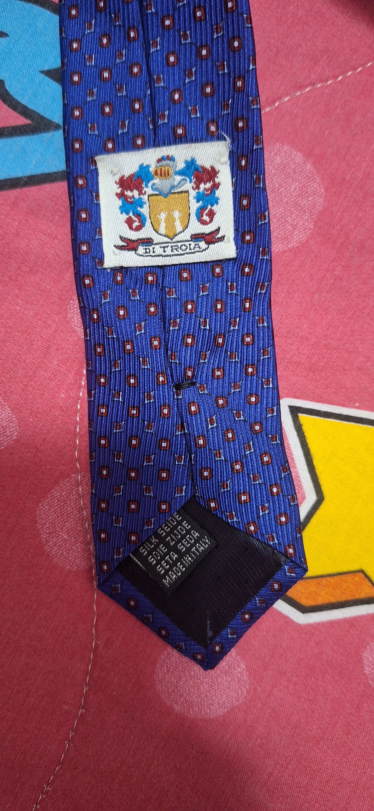 Serie di cravatte vintage firmate Krizia, Ferragamo, YSL, '900 56