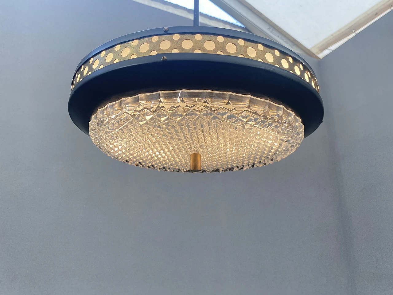 Lampada a sospensione in metallo e ottone dell'era spaziale di LUDIB Bratislava, anni '70, Cz 4