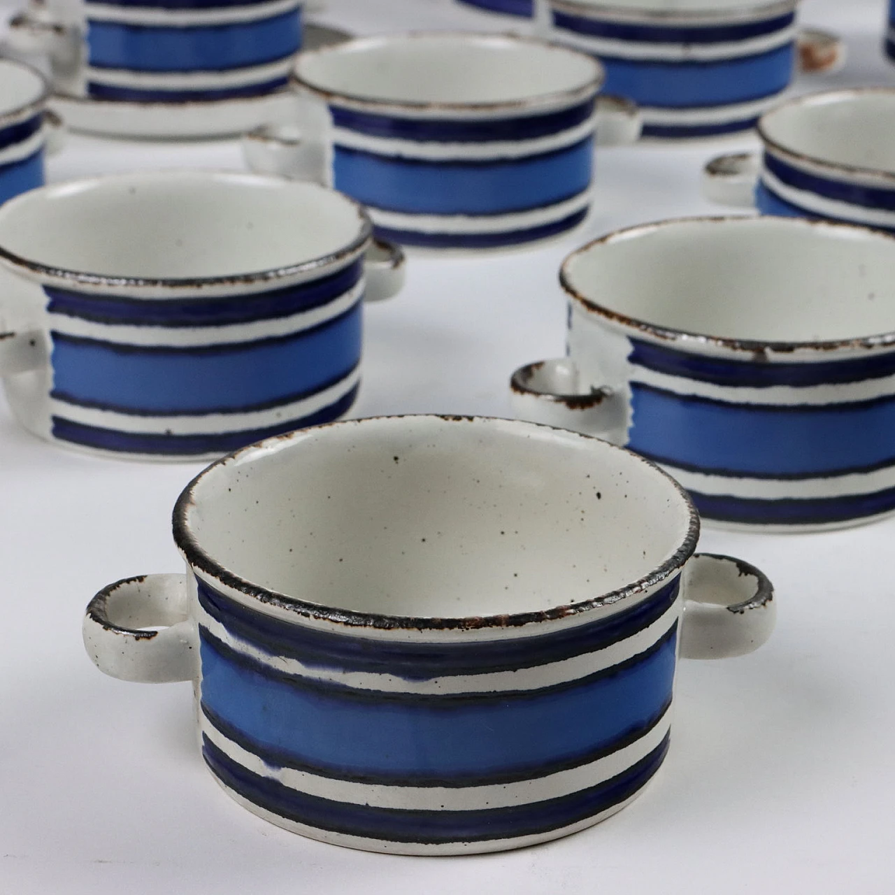 Midwinter blue and white glazed ceramic service, 1970s 2